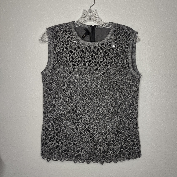 Escada Womans Size 40 ( US 10) Virgin Wool Sleeveless Top Full Back Zip - Picture 1 of 7